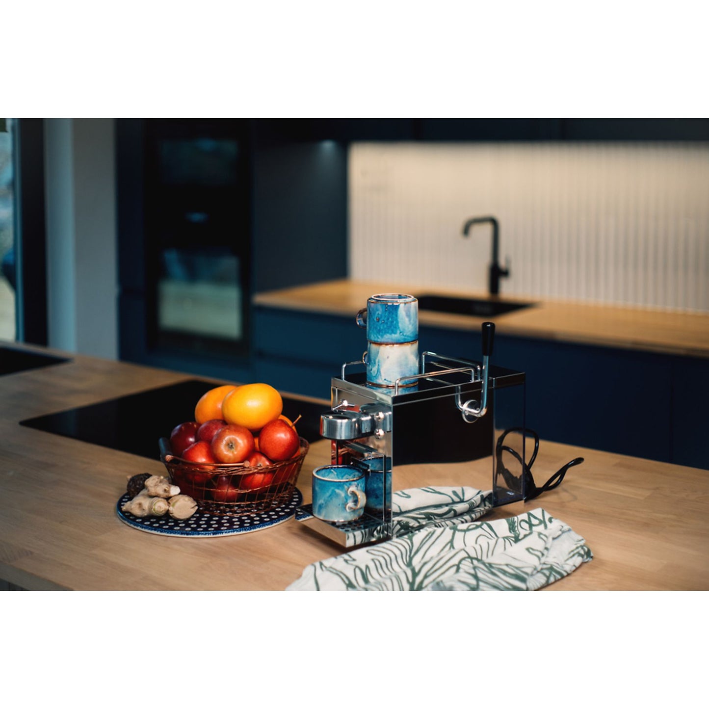 SJOSTRAND The Original Coffee Machine Silver